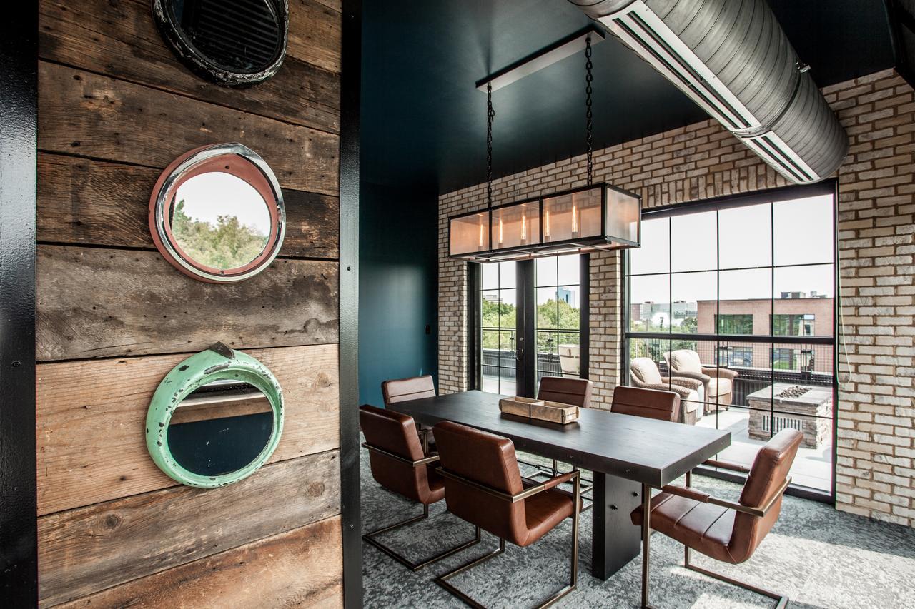 Ironworks Hotel Indy Indianapolis Exterior photo