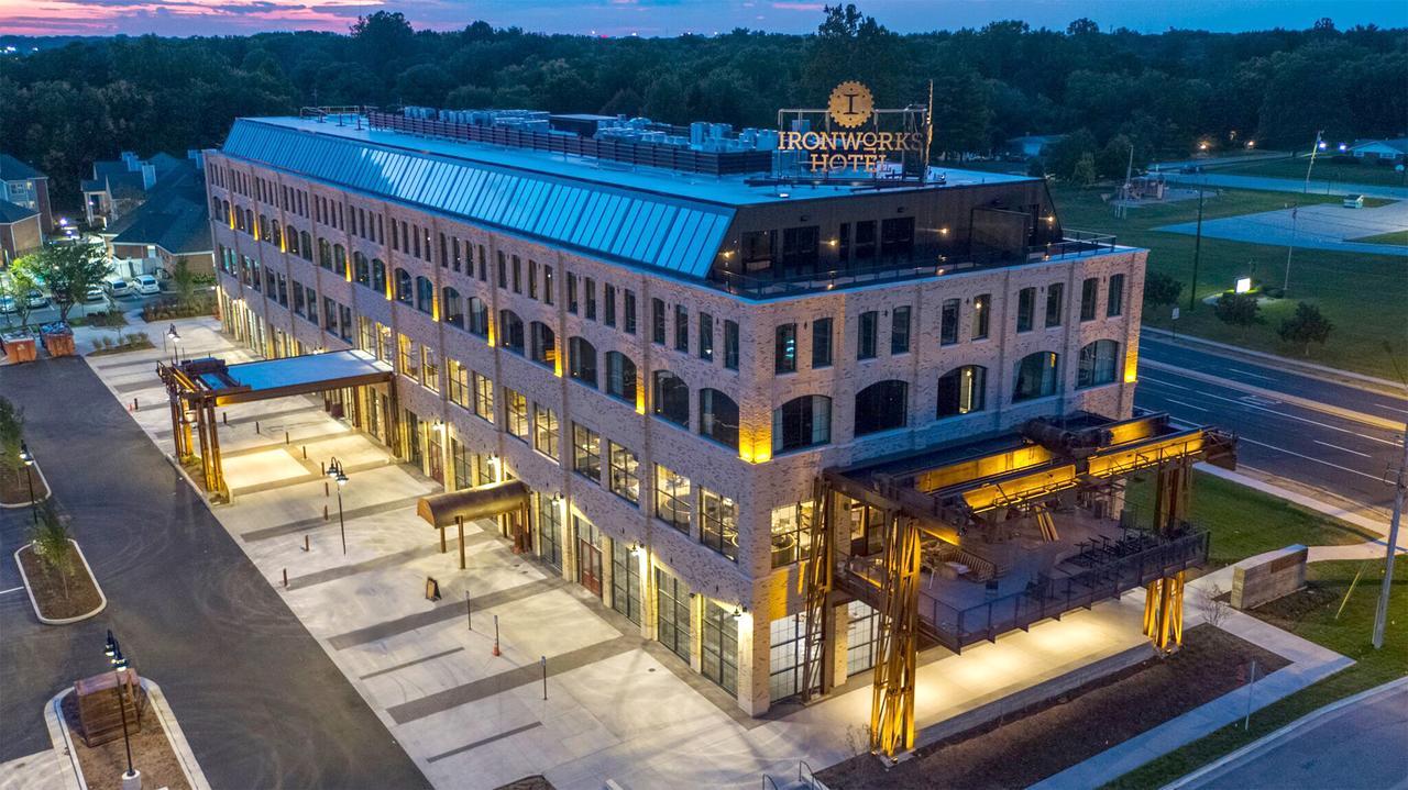 Ironworks Hotel Indy Indianapolis Exterior photo